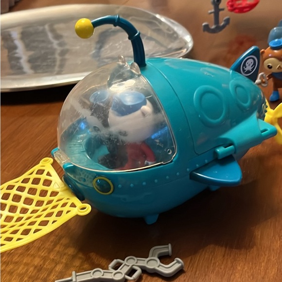 Huge Octonauts playset w/2 vehicles & 12 characters! 🌊 - Picture 6 of 10